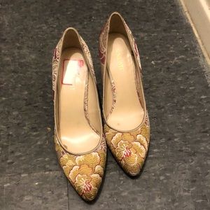 7.5 Nine West shoe